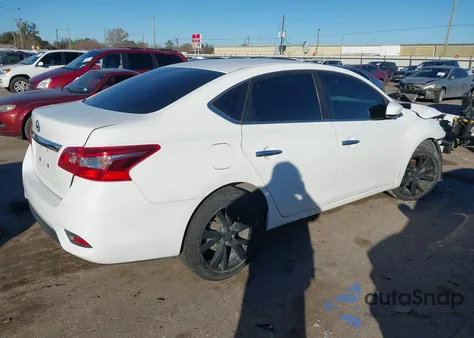 2018 Nissan Sentra S из США, поврежденный, VIN 3N1AB7AP1JY298782